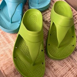 💚GREEN SHOES ONLY! 💚Birkenstock Birkis Size EU 37 Waterproof Rubber